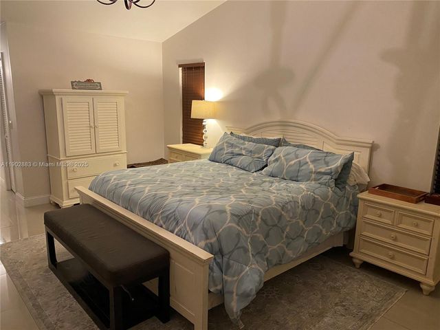 13647 Barberry Dr, Wellington, FL 33414