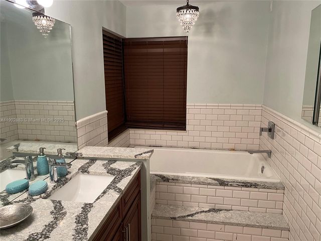 13647 Barberry Dr, Wellington, FL 33414