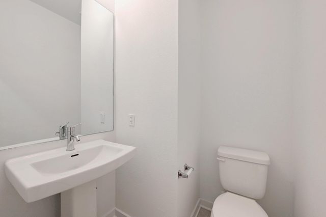 497 Orleanian DR B, Buda, TX 78610