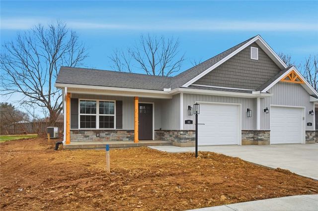 65 Timber Creek Drive, Carlisle, OH 45005