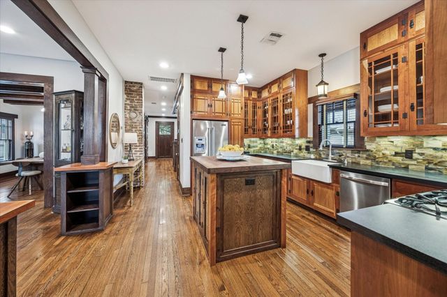 512 Archer Street, Houston, TX 77009