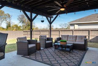 2204 Darst Drive, Seguin, TX 78155