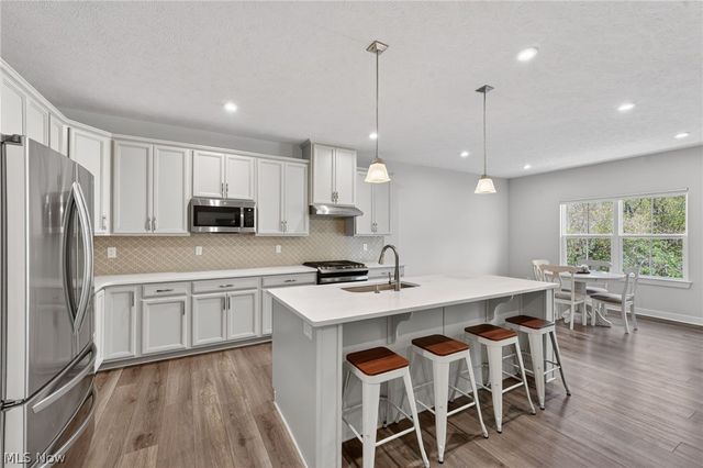 8223 Chandler Court, Concord Twp, OH 44077
