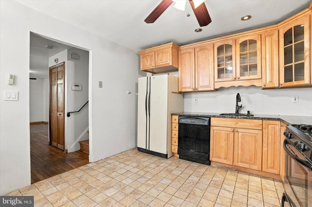335 R POPLAR ST, Philadelphia, PA 19123