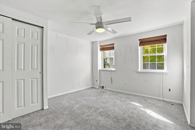 335 R POPLAR ST, Philadelphia, PA 19123