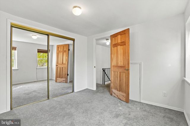 335 R POPLAR ST, Philadelphia, PA 19123