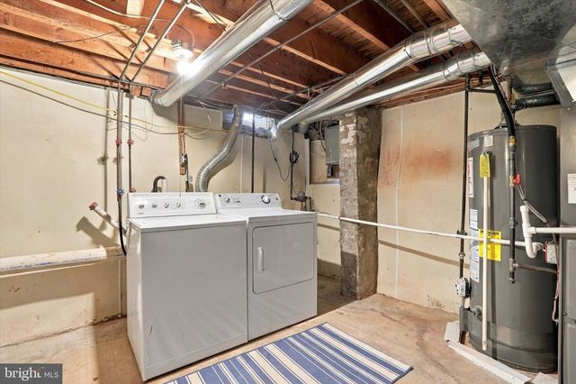 335 R POPLAR ST, Philadelphia, PA 19123