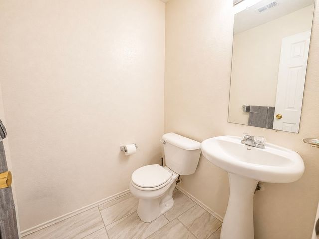 3008 Crimson Clover Drive, Lancaster, TX 75134