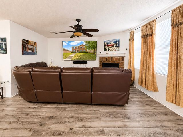 3008 Crimson Clover Drive, Lancaster, TX 75134