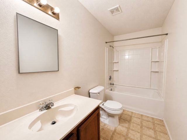 3008 Crimson Clover Drive, Lancaster, TX 75134