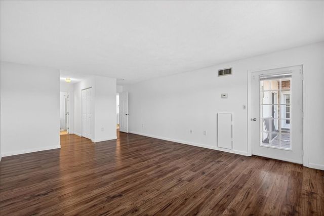 64 Broad Reach 107, Weymouth, MA 02191