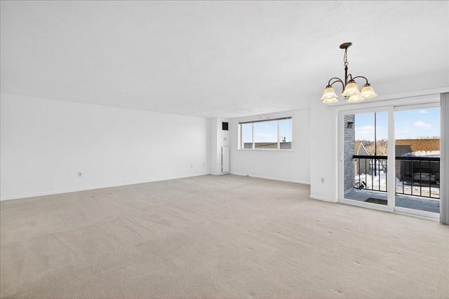 64 Broad Reach 107, Weymouth, MA 02191