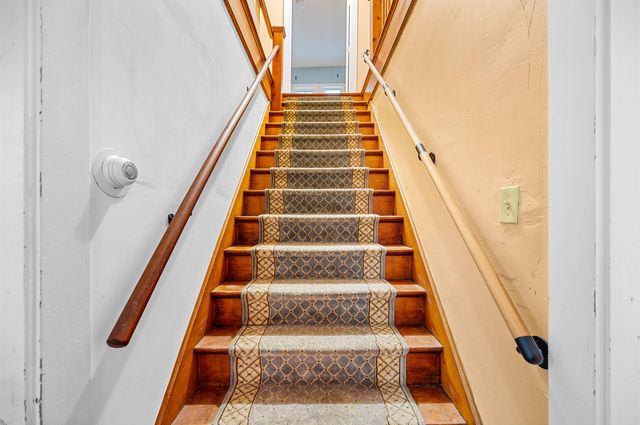 12 Cherry Avenue, Montpelier, VT 05602