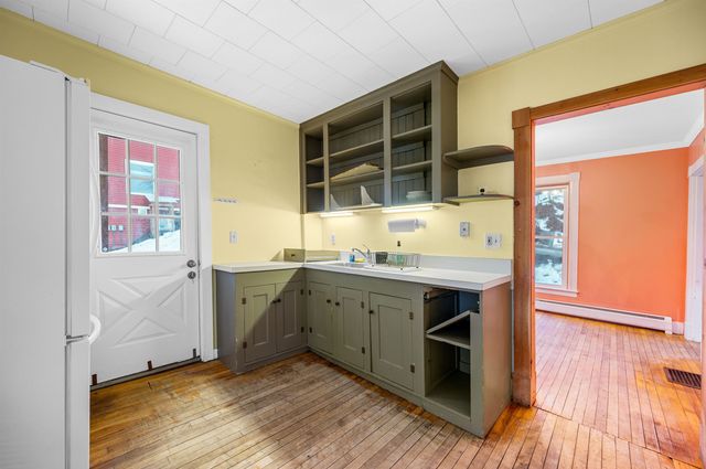 12 Cherry Avenue, Montpelier, VT 05602