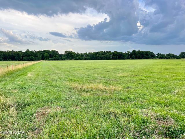 5450 Cr 130, Carthage, MO 64836