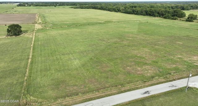 5450 Cr 130, Carthage, MO 64836