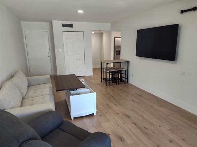 535 MIDWAY DRIVE A, Ocala, FL 34472