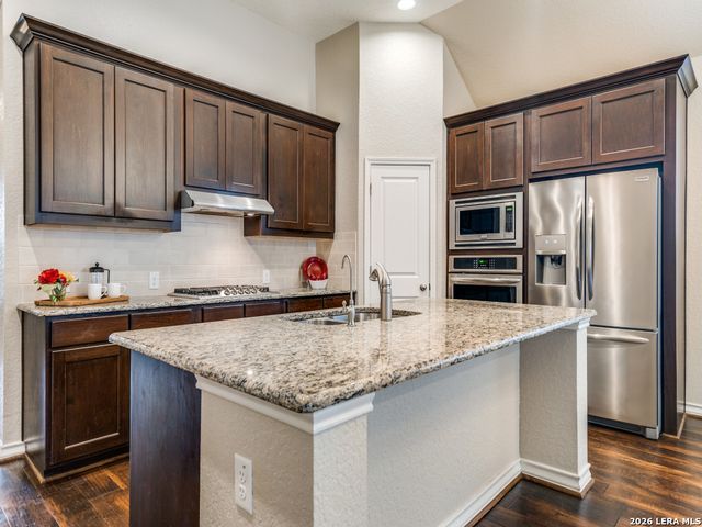 9750 Monken, Boerne, TX 78006