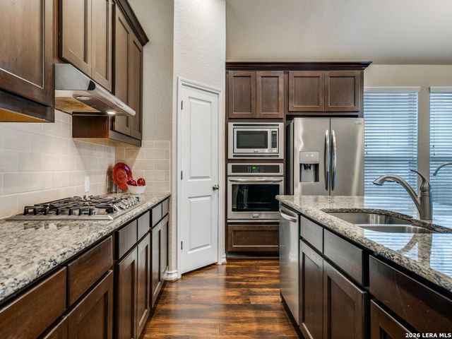 9750 Monken, Boerne, TX 78006