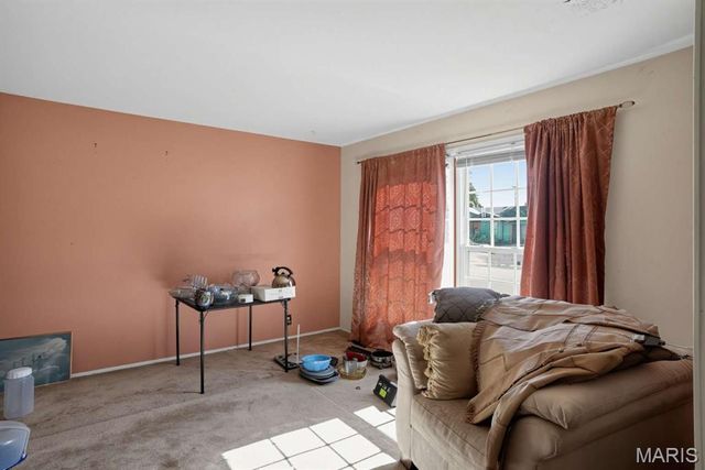 3102 Wintergreen Drive, Florissant, MO 63033