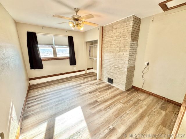 230 W Wolfhunters Lane, Mcalester, OK 74501