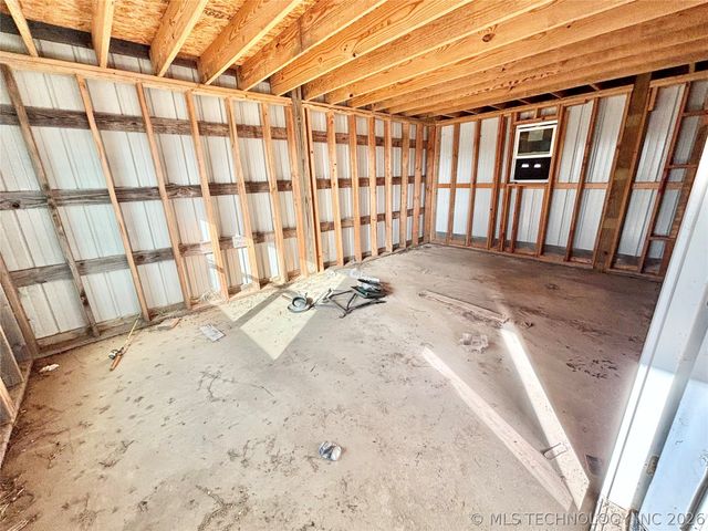 230 W Wolfhunters Lane, Mcalester, OK 74501
