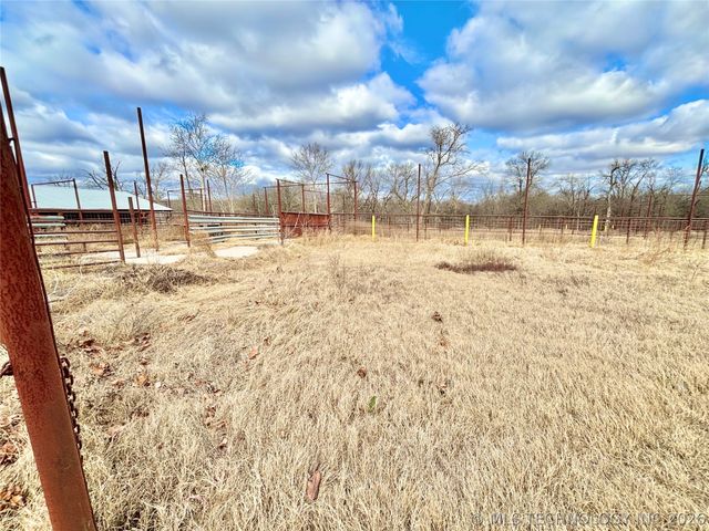 230 W Wolfhunters Lane, Mcalester, OK 74501