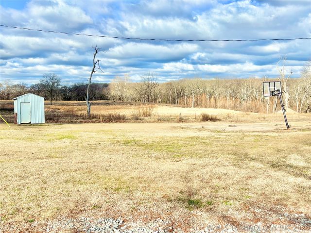 230 W Wolfhunters Lane, Mcalester, OK 74501