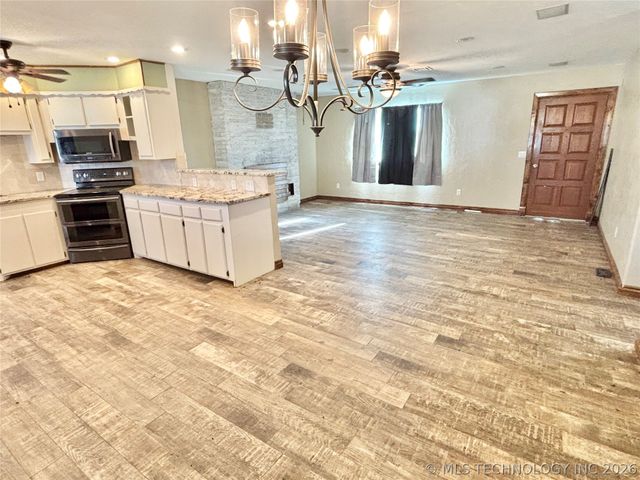 230 W Wolfhunters Lane, Mcalester, OK 74501