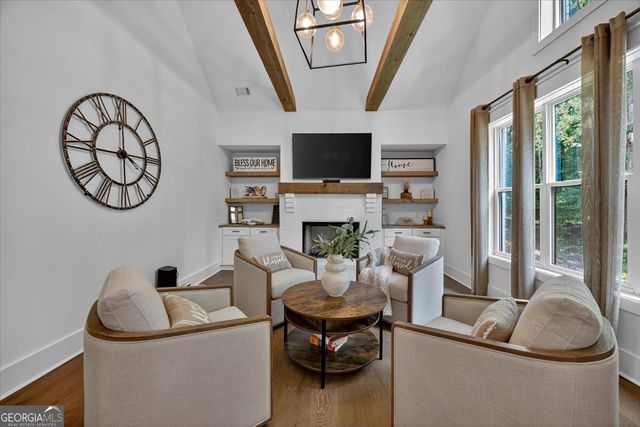 105 Fox Court, Forsyth, GA 31029