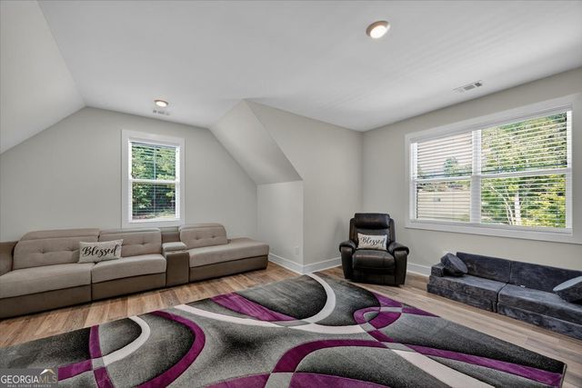 105 Fox Court, Forsyth, GA 31029