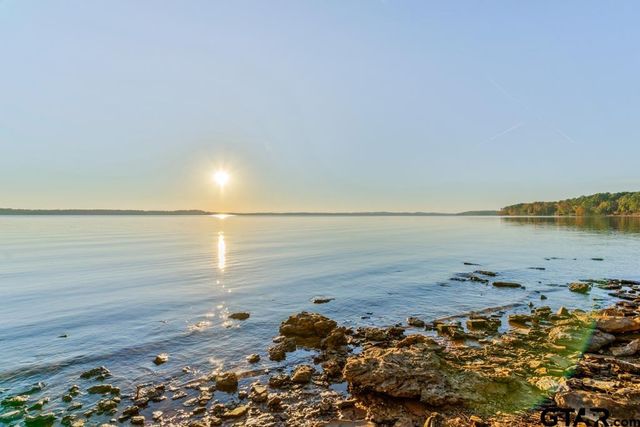 526 Shadywood, Avinger, TX 75630