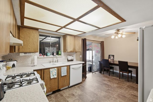 6134 S TROWBRIDGE WAY, Salt Lake City, UT 84118