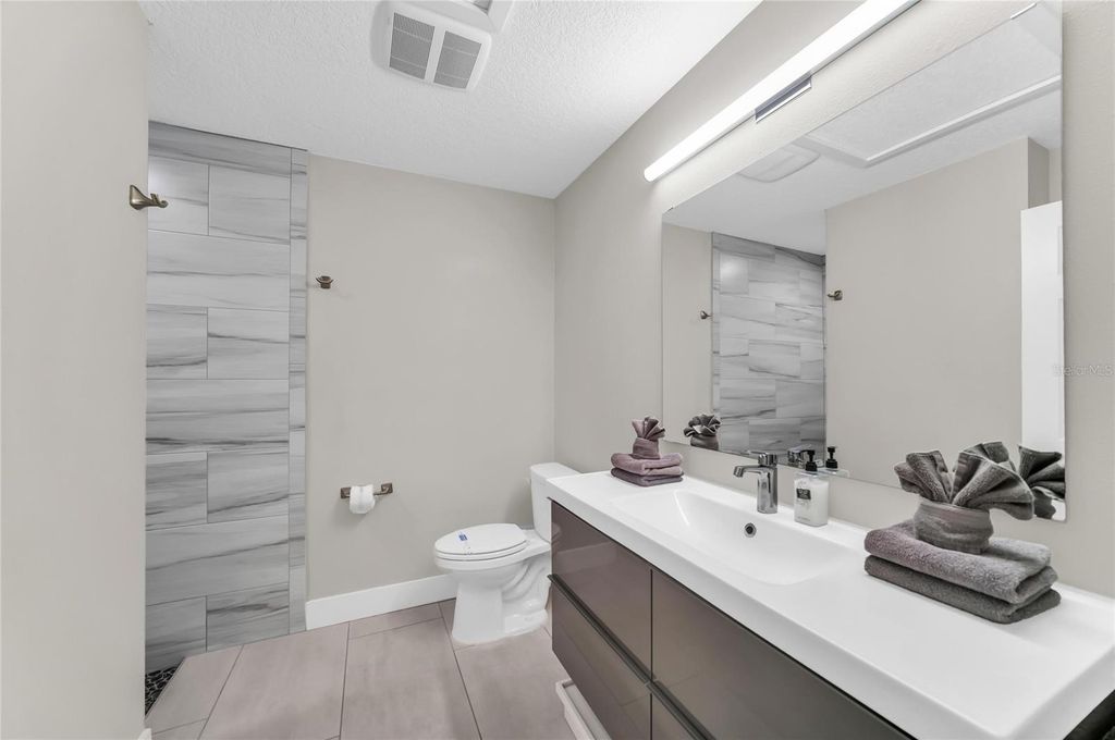 Image 44 of property listing at Address unavailable.
