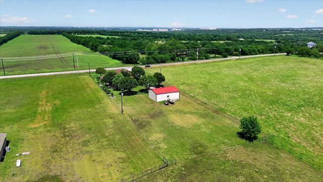 8034 Fm 902, Howe, TX 75459