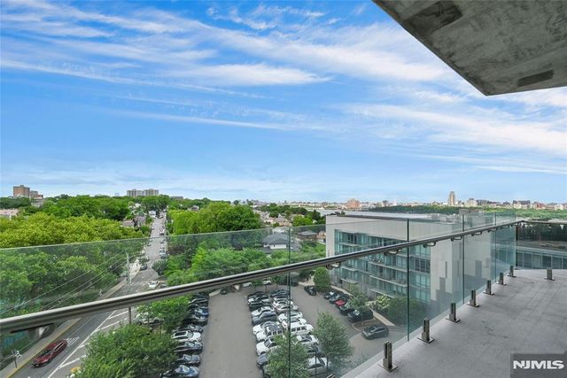 320 Adolphus Avenue 808, Cliffside Park, NJ 07010