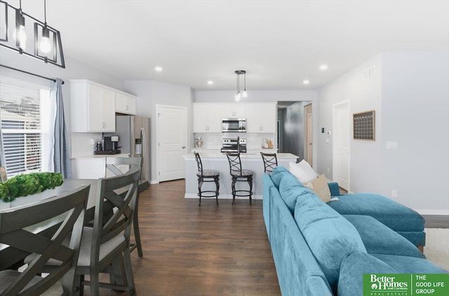 10903 S 176 Street, Omaha, NE 68136