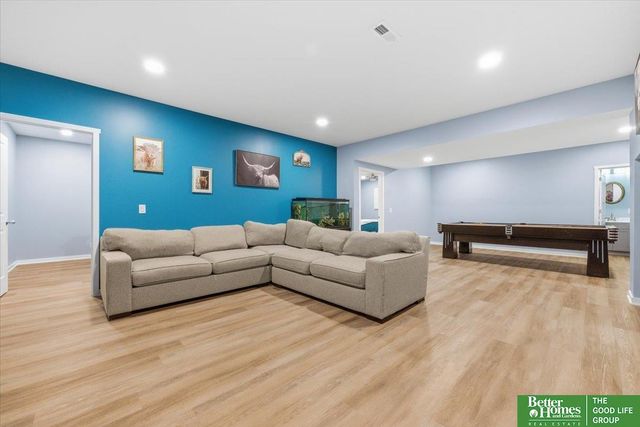 10903 S 176 Street, Omaha, NE 68136