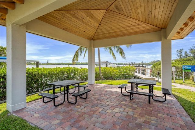9351 Orchid Cove Circle, Vero Beach, FL 32963