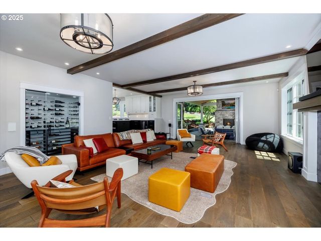 1051 FOREST MEADOWS Way, Lake Oswego, OR 97034