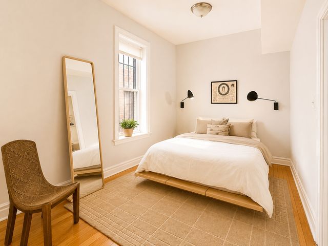 2833 N Albany Avenue 1A, Chicago, IL 60618