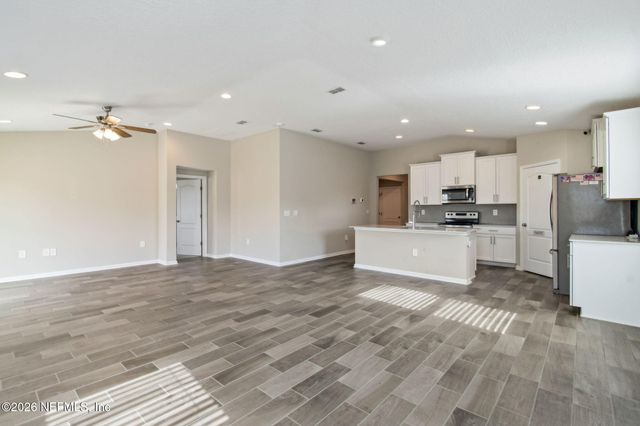 65860 EDGEWATER Drive, Yulee, FL 32097