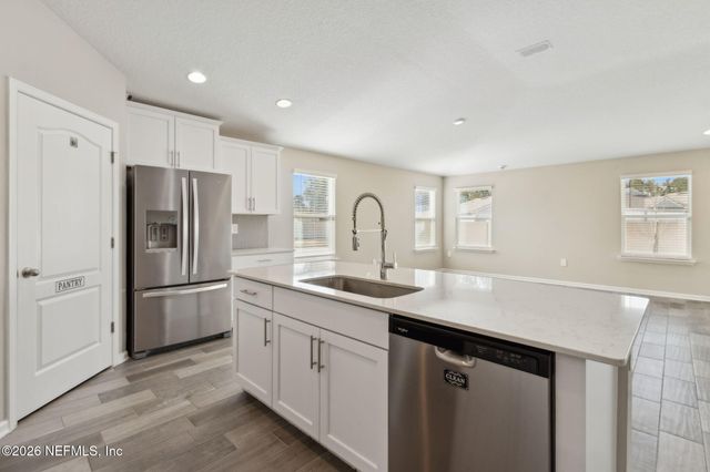 65860 EDGEWATER Drive, Yulee, FL 32097