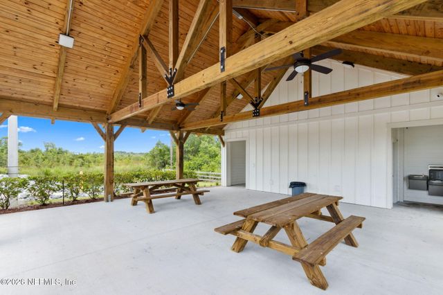 65860 EDGEWATER Drive, Yulee, FL 32097