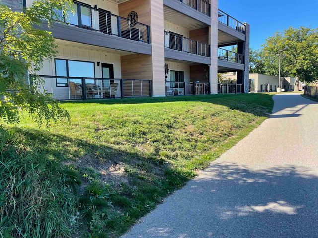 225 E Seventeenth Street 1-C, Traverse City, MI 49684