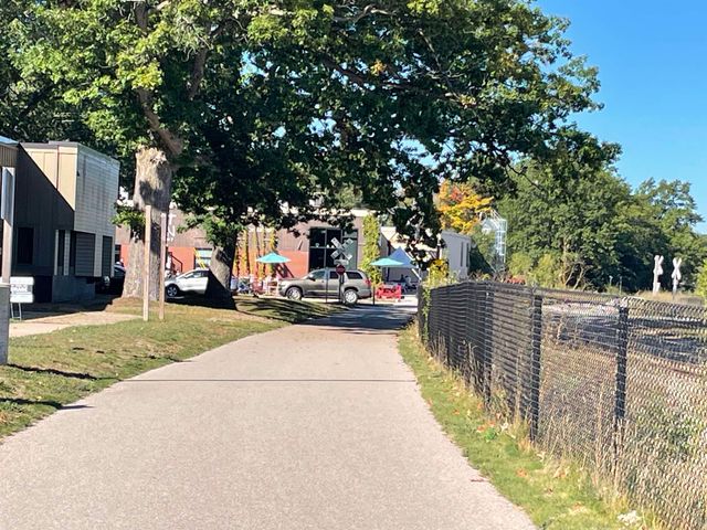 225 E Seventeenth Street 1-C, Traverse City, MI 49684