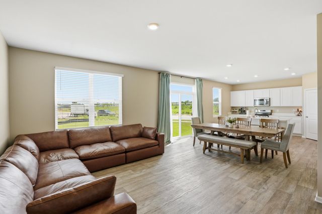 185 Aviana Avenue, Hobart, IN 46342