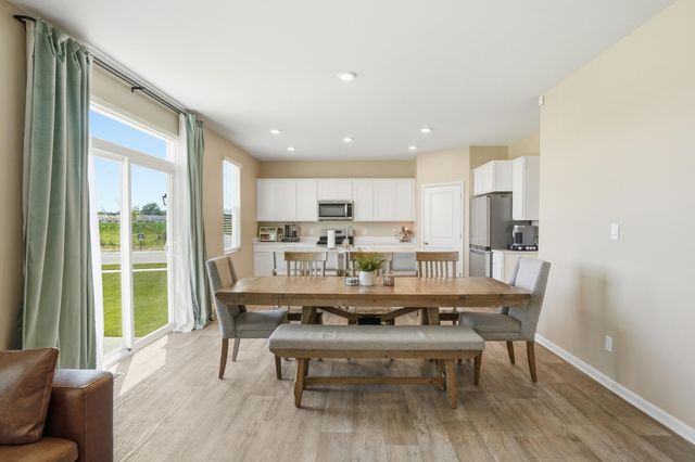 185 Aviana Avenue, Hobart, IN 46342