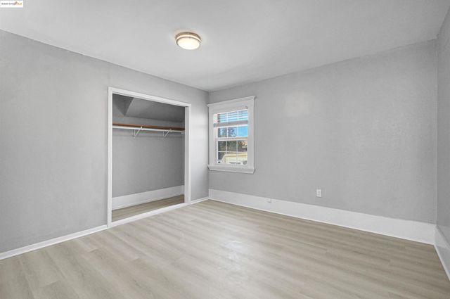 2207 E 19th St, Oakland, CA 94606