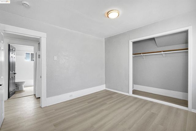 2207 E 19th St, Oakland, CA 94606